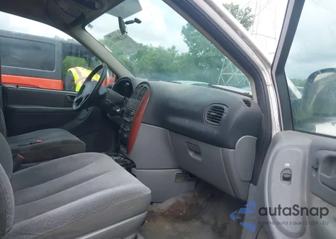 2005 Chrysler Town & Country from USA, damaged, VIN 1C4GP45R65B342203